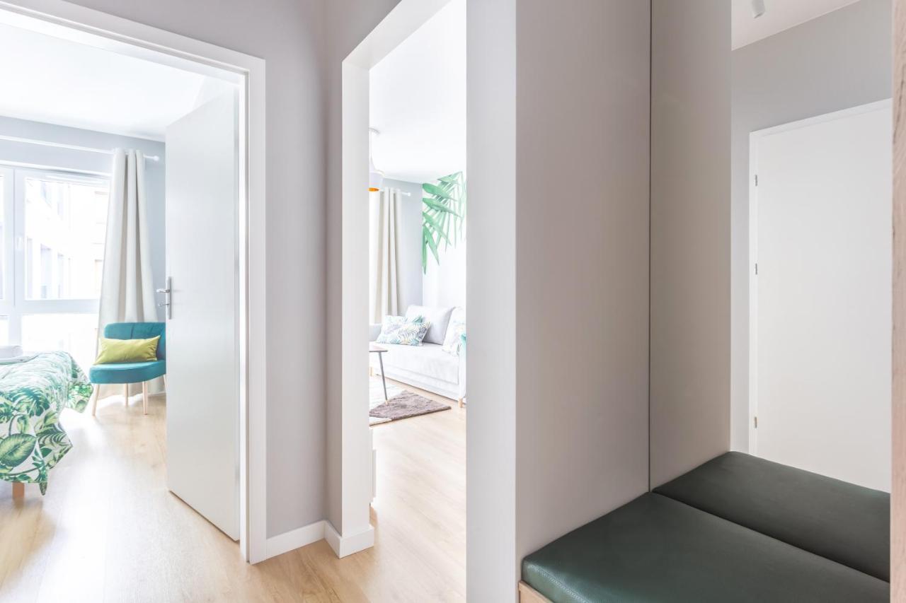 بوزنان H2 Apartment- Gasiorowskich 4 - Parking Podziemny - Self Check In 24H - Mtp Targi - Pkp - Sklep Netto W Budynku المظهر الخارجي الصورة