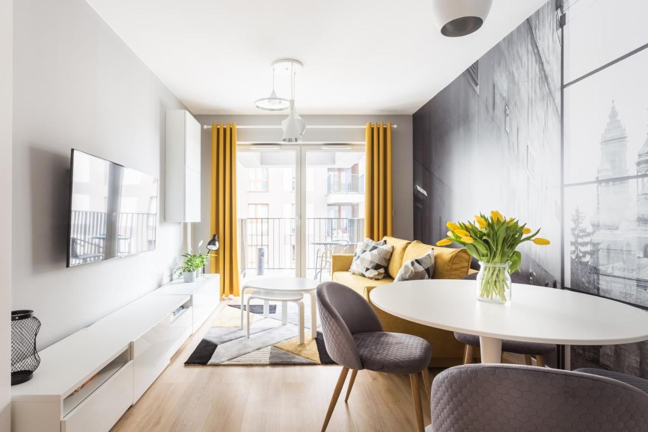 بوزنان H2 Apartment- Gasiorowskich 4 - Parking Podziemny - Self Check In 24H - Mtp Targi - Pkp - Sklep Netto W Budynku المظهر الخارجي الصورة