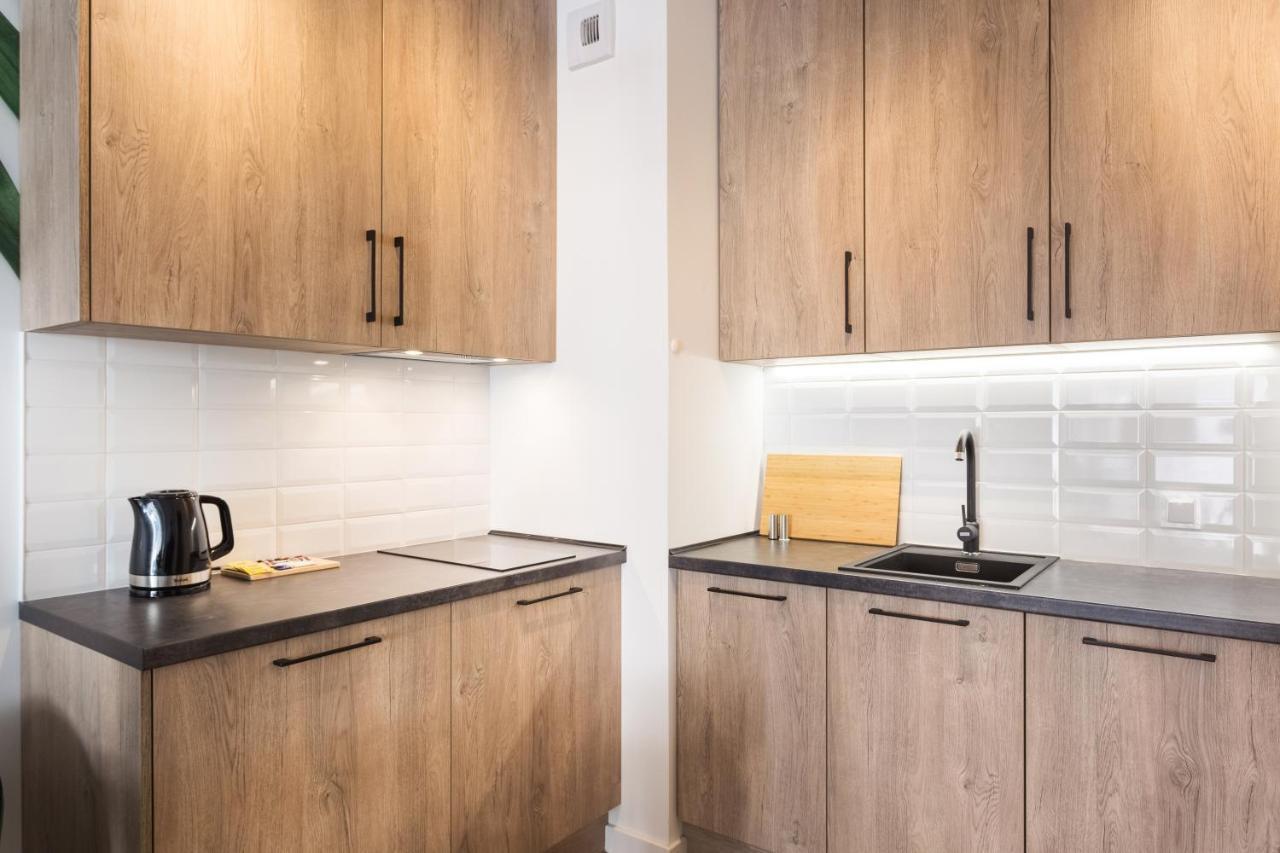 بوزنان H2 Apartment- Gasiorowskich 4 - Parking Podziemny - Self Check In 24H - Mtp Targi - Pkp - Sklep Netto W Budynku المظهر الخارجي الصورة