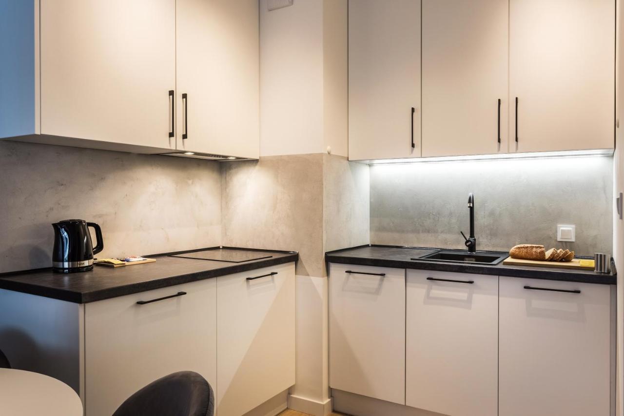 بوزنان H2 Apartment- Gasiorowskich 4 - Parking Podziemny - Self Check In 24H - Mtp Targi - Pkp - Sklep Netto W Budynku المظهر الخارجي الصورة